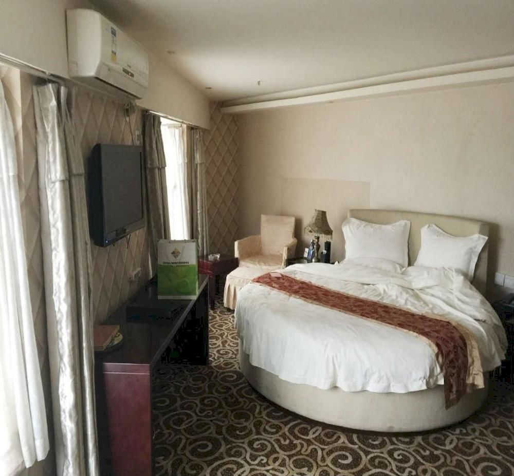 Zunhuang Holzd Ay Hotel Chengdu Buitenkant foto